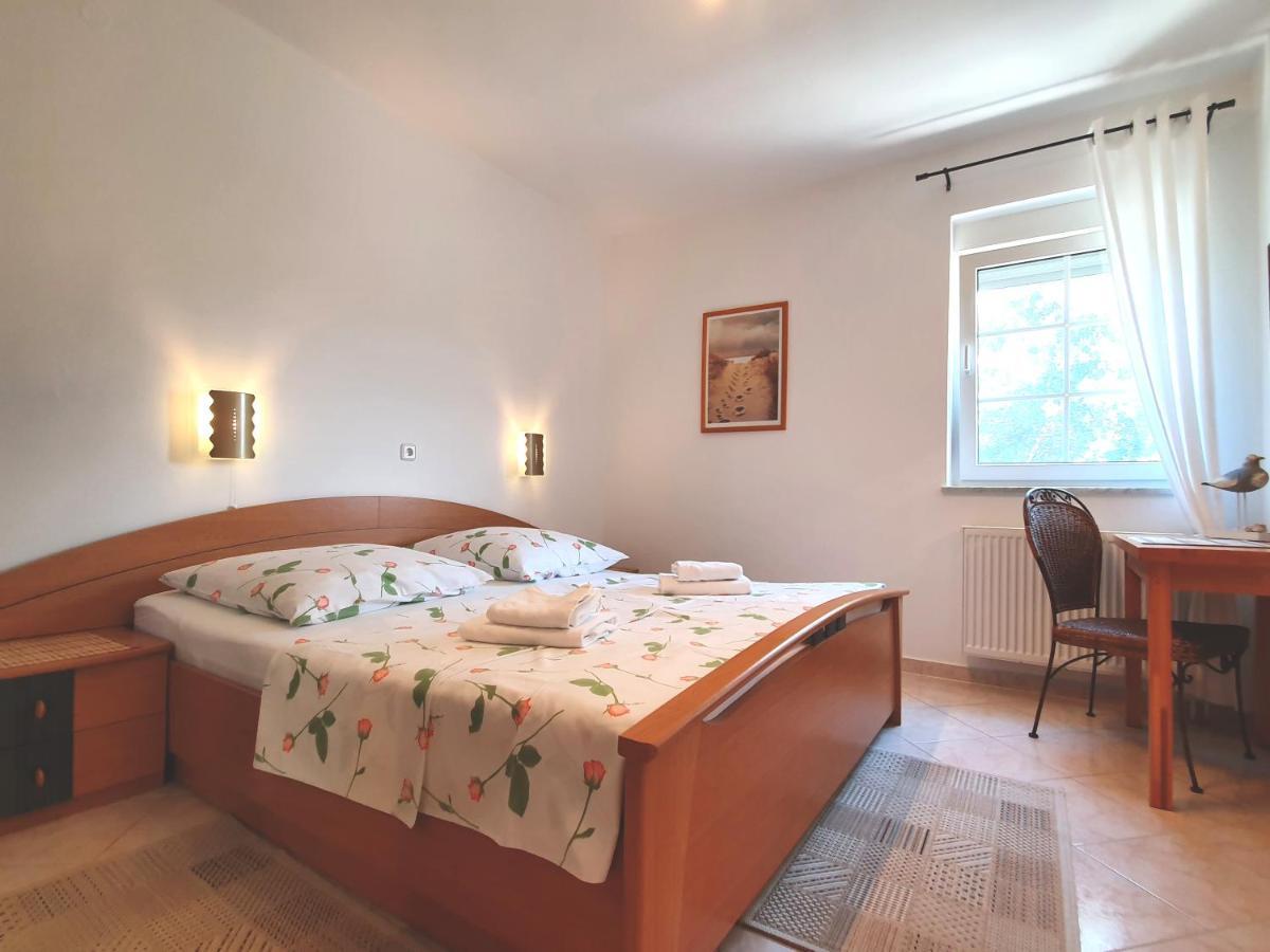 Villa Lucija Раб Екстериор снимка