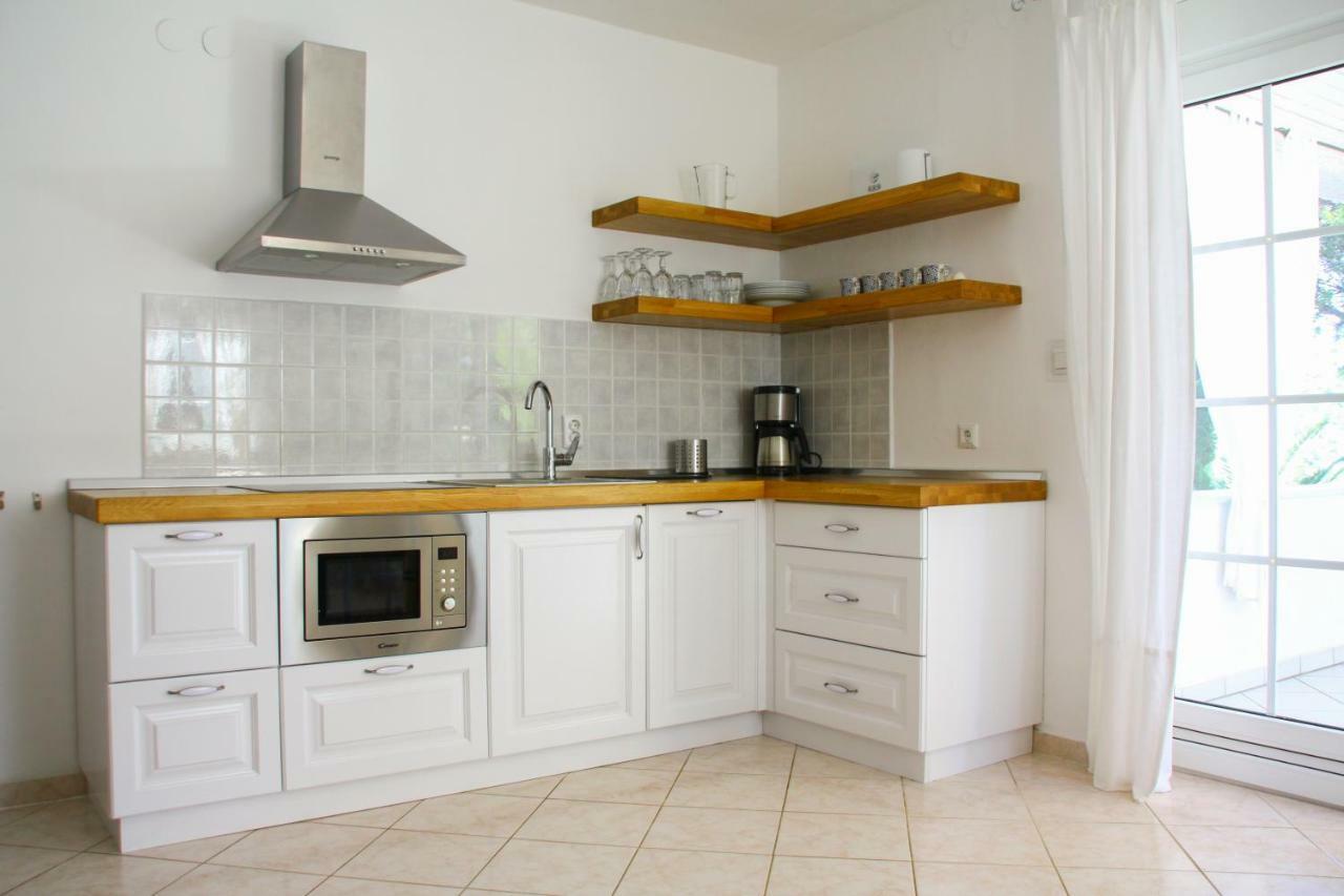 Villa Lucija Раб Екстериор снимка